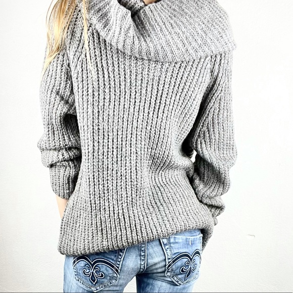 ENTRO |🐭 Oversized Big Slouchy Shrug Cowl Neck Sweater - Picture 12 of 13